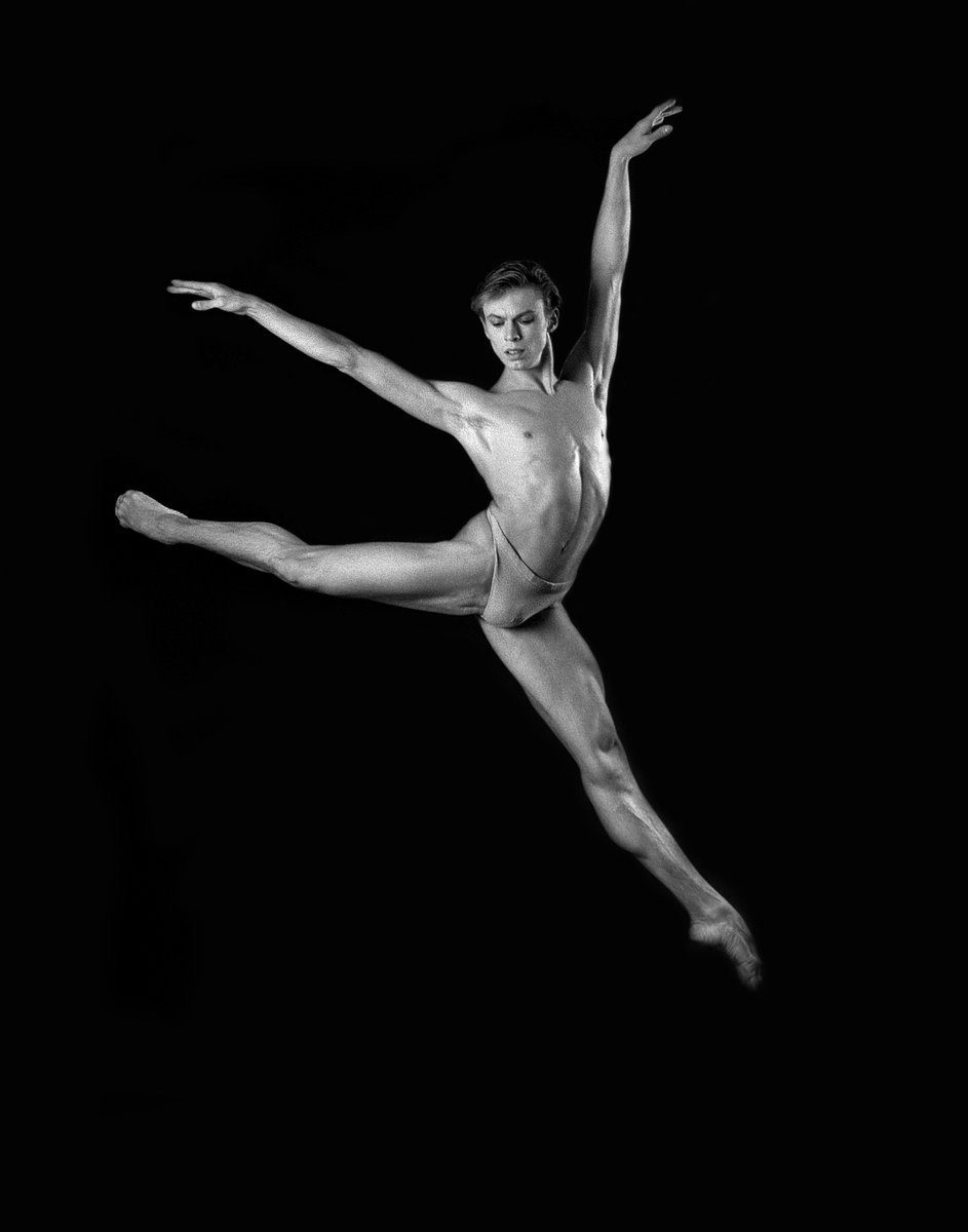 атист балету